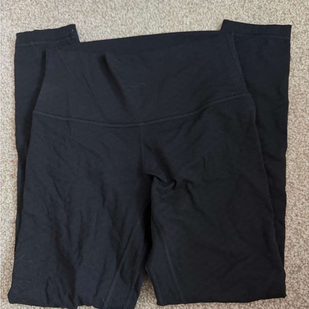 Black patterned lululemon leggings